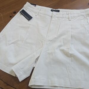 Banana Republic Women's Flat Front Shorts in Cream